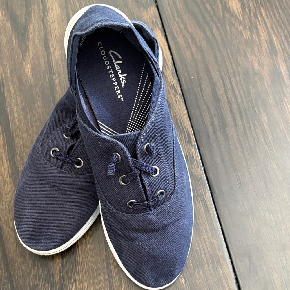 Clarks Cloudsteppers  Dark Blue Sneakers